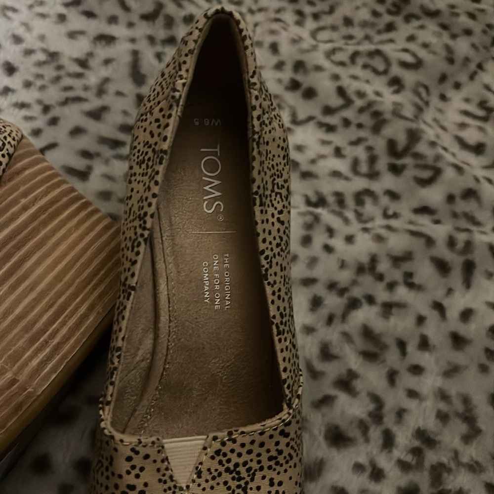 Toms woman michelle wedges size W 6.5 heels - Picture 3 of 4